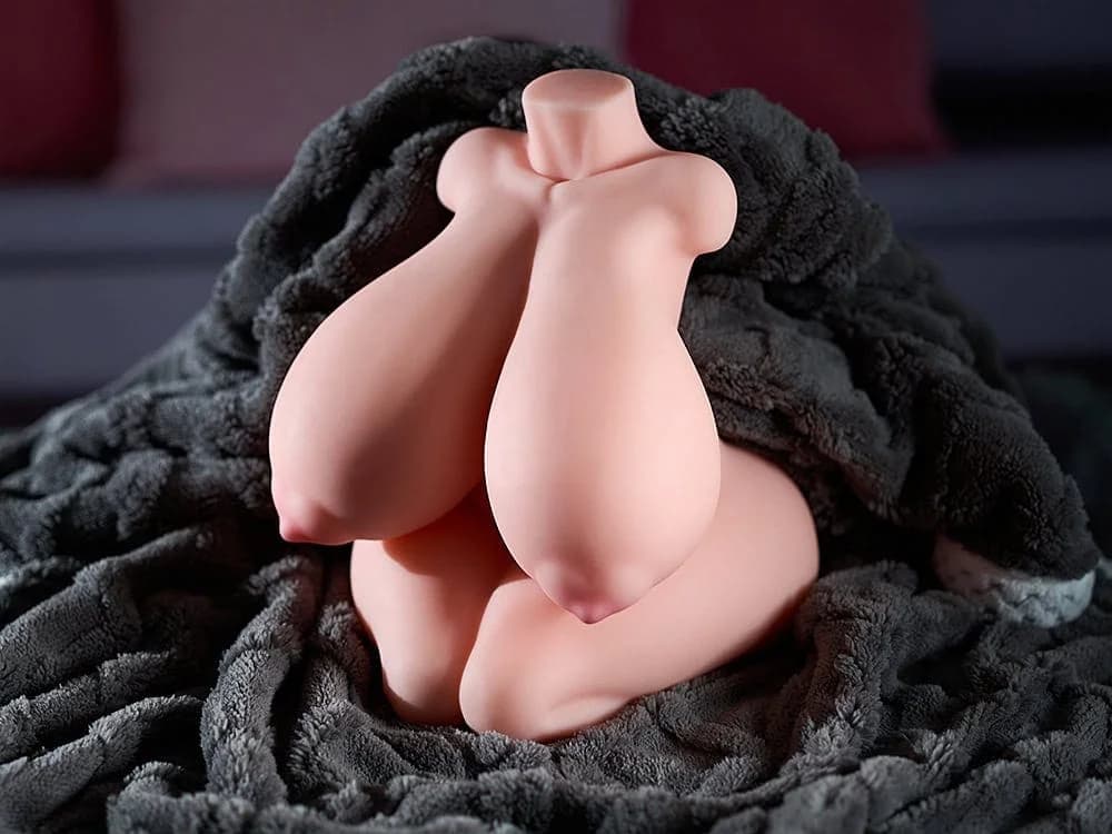 Madz Busty Fantasy Torso ตุ๊กตาเซ็กส์ทอร์โซหน้าอกใหญ่ 6.58 กก.