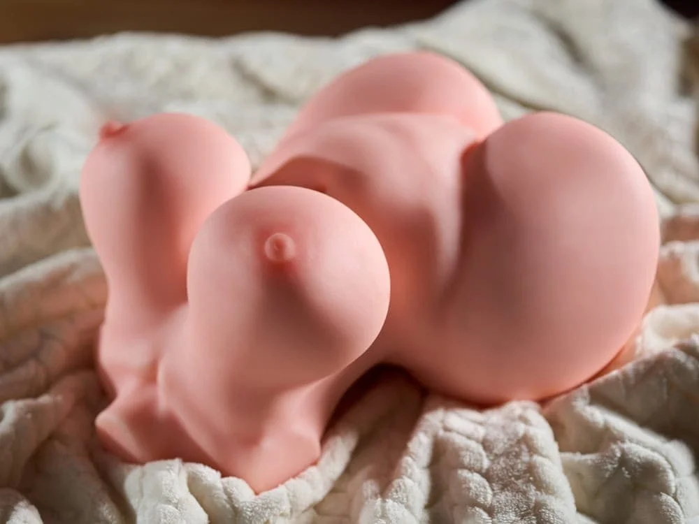 Vania Busty BBW Fantasy Torso Sex Doll 5 kg — photo 4 of 13